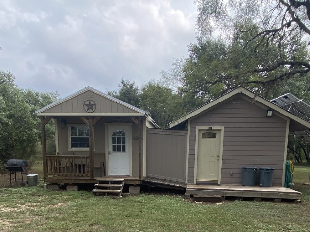 Clear Springs Lodging & Cabins of Utopia is in the Hill Country of Texas